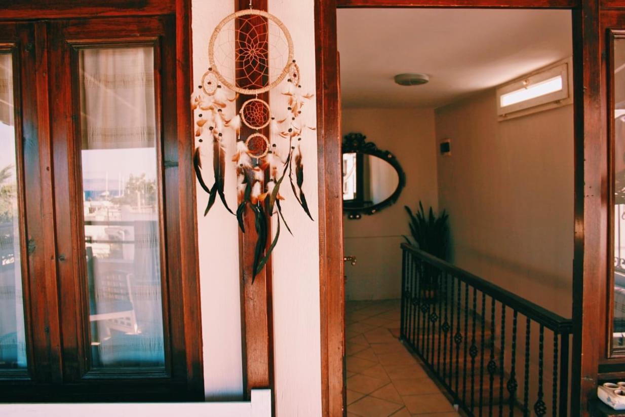 La Luna Hostel Bodrum Eksteriør bilde