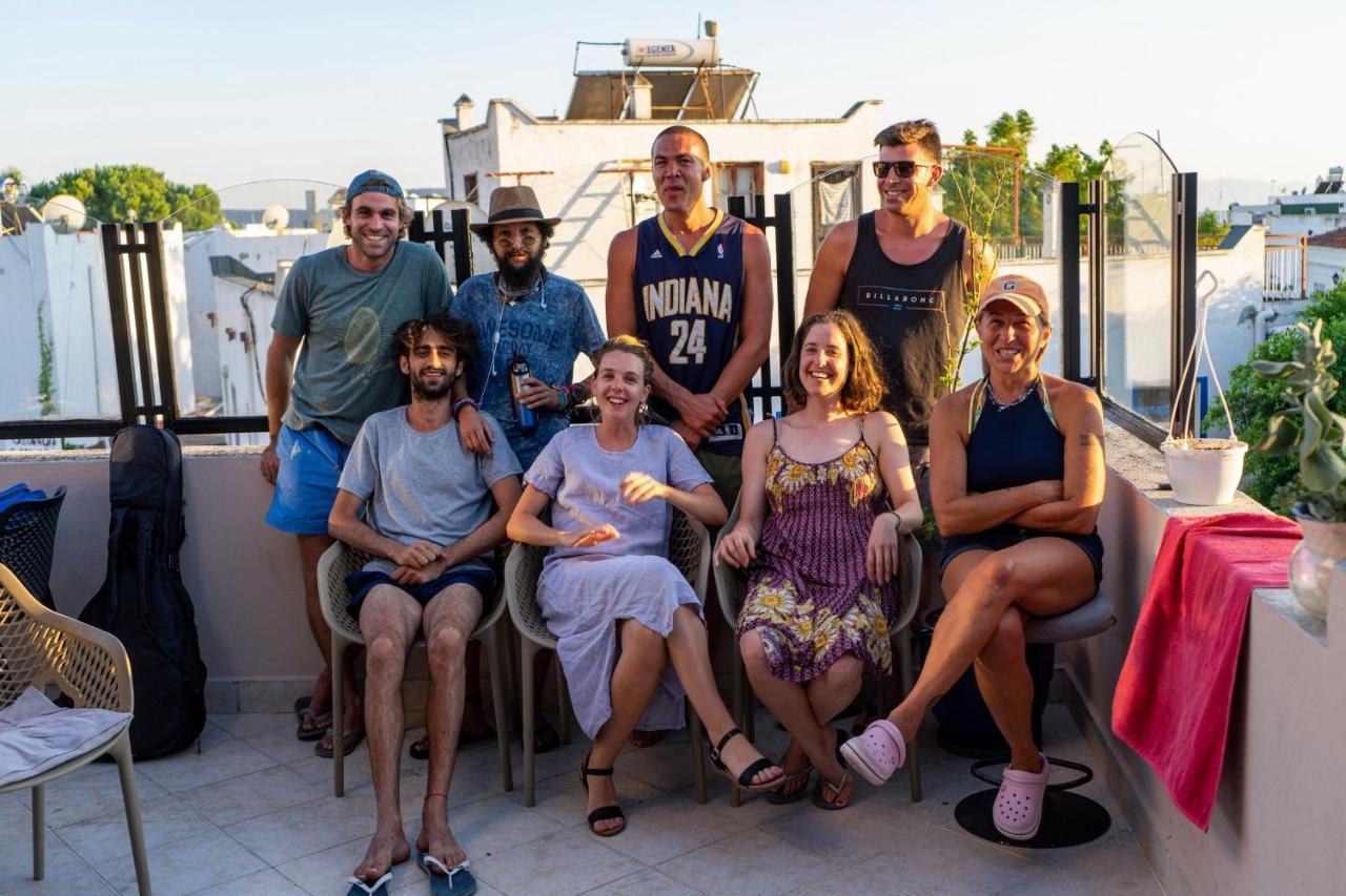 La Luna Hostel Bodrum Eksteriør bilde