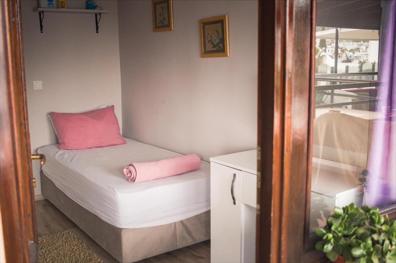 La Luna Hostel Bodrum Eksteriør bilde