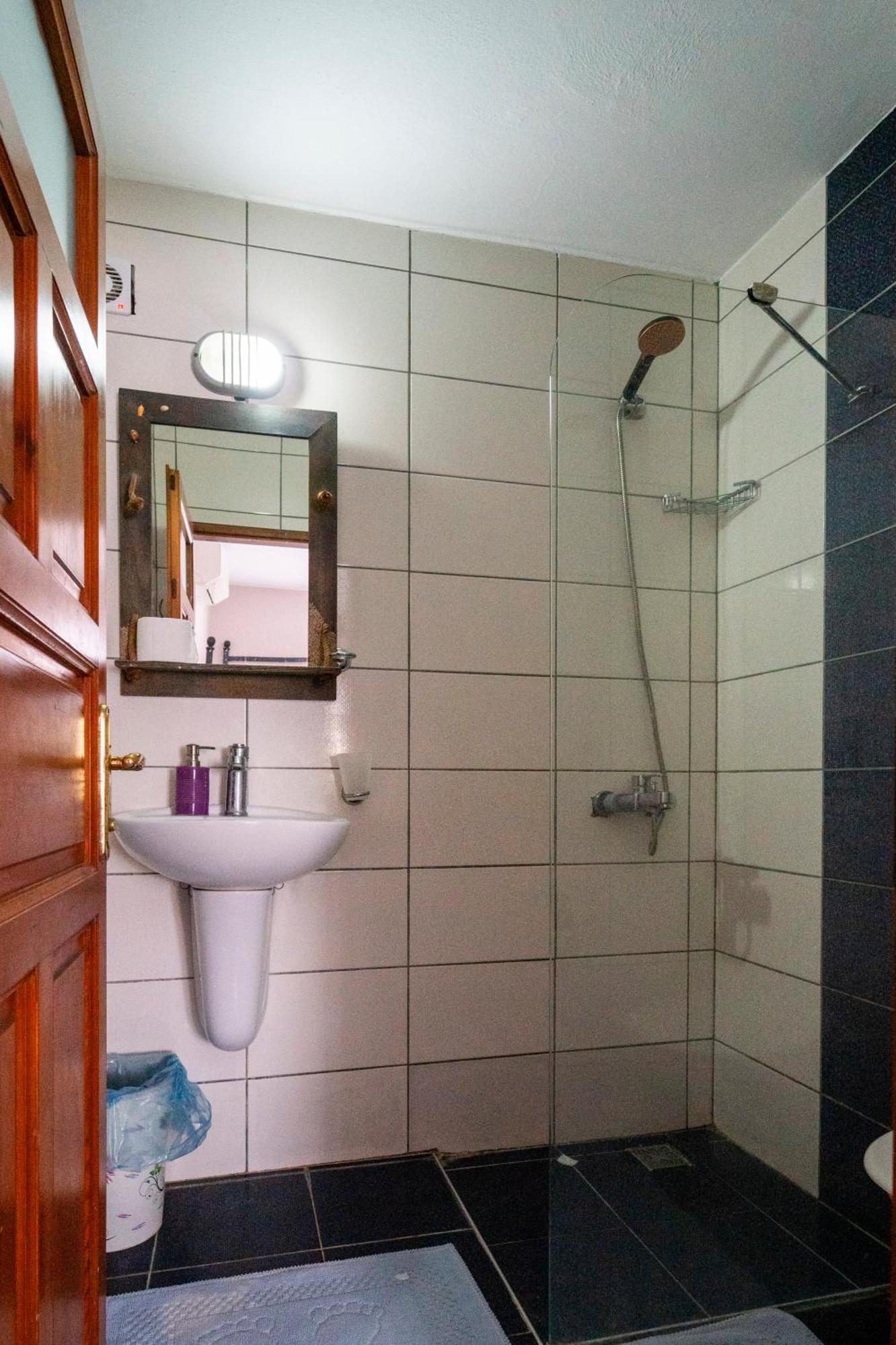 La Luna Hostel Bodrum Eksteriør bilde