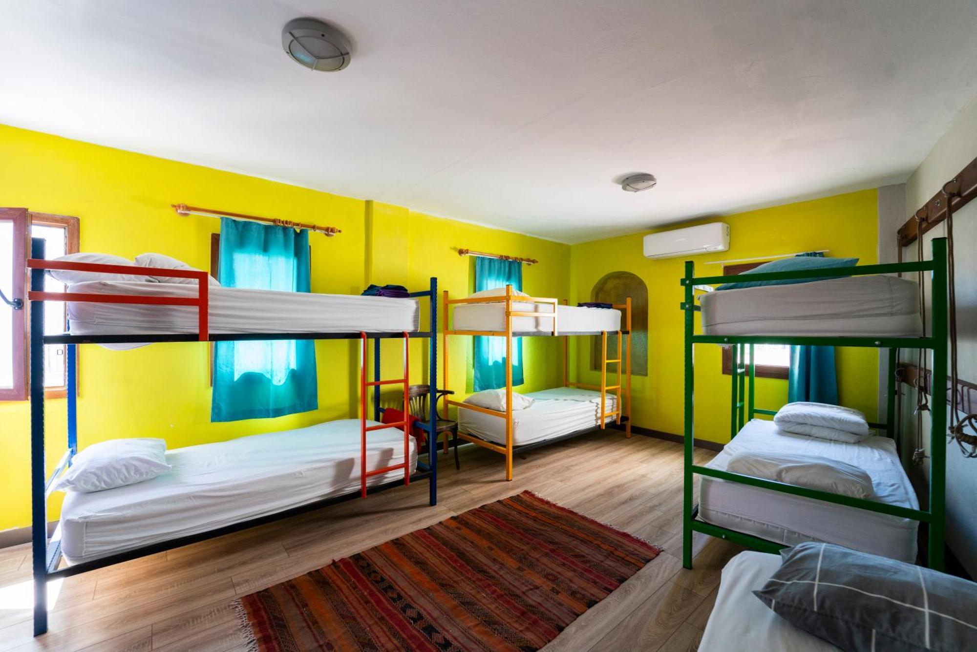 La Luna Hostel Bodrum Eksteriør bilde
