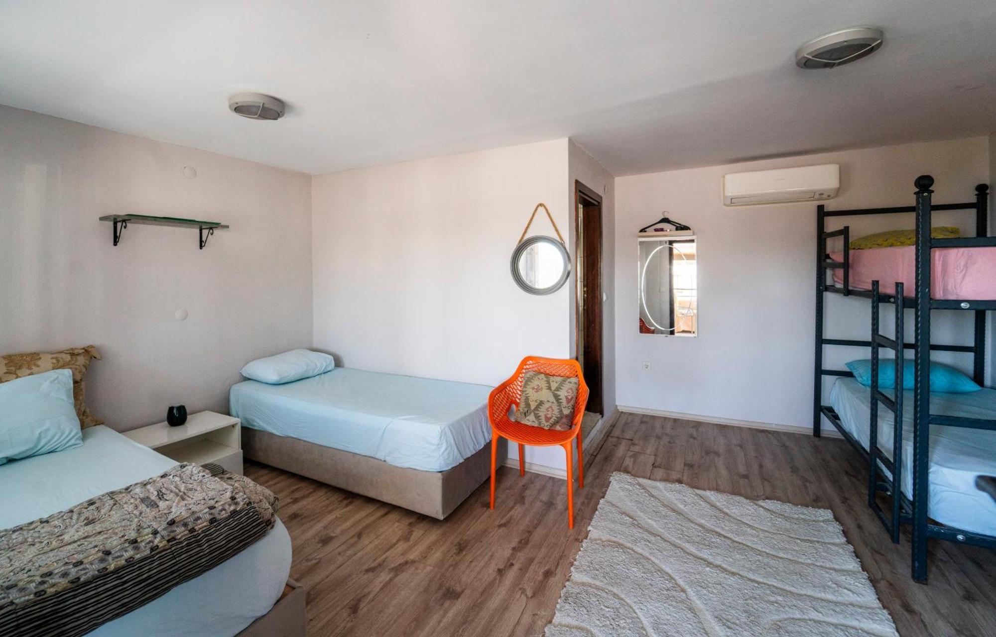 La Luna Hostel Bodrum Eksteriør bilde